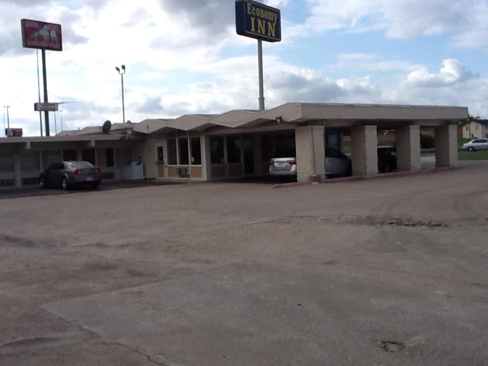 Economy Inn Greenville Exteriör bild